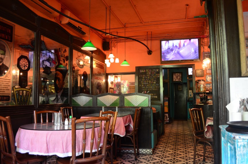 A Parsi Café for the&nbsp;Soul